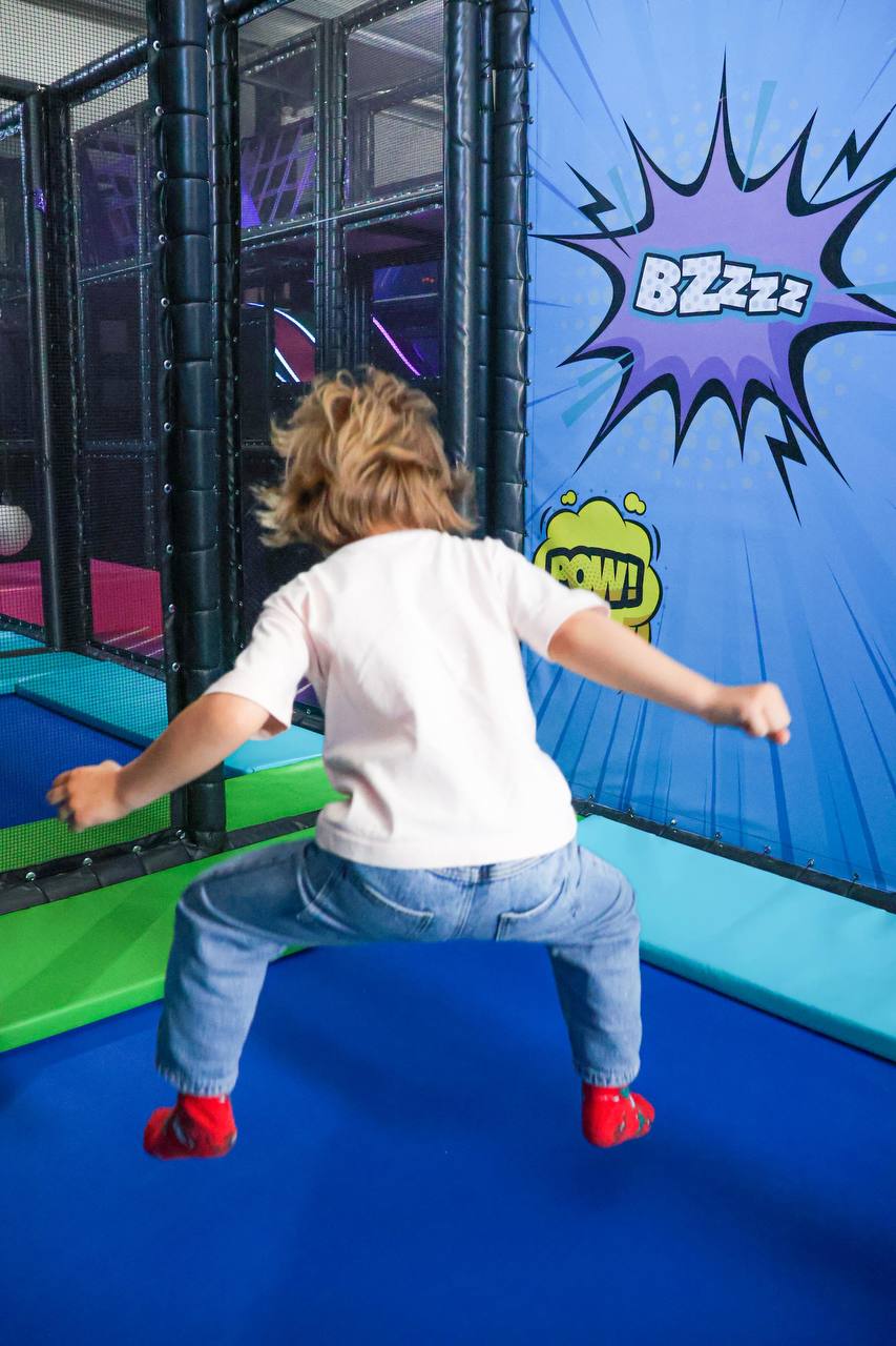 Trampolins